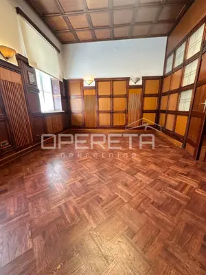 Gewerbeimmobilie zur Miete in Centar, 72 m²