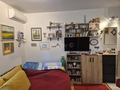 Stan 33 m², Črnomerec - adaptiran, loggia i balkon - 4