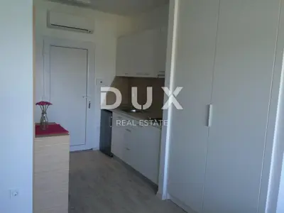 Villa 420 m², Rab - direkt am Meer und am Sandstrand - 8