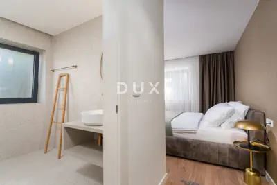 Villa 683 m², Poreč - 3 residential units - 21