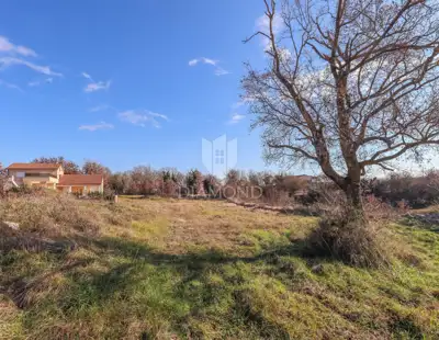Excellent building plot near Rovinj - 4