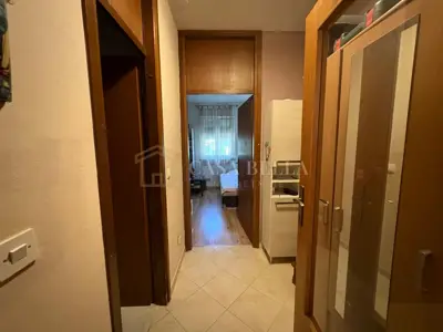 Stan 76 m², Njivice - 3 sobe, vrt - 10