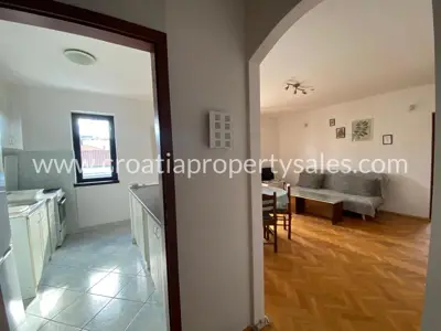 Wohnung, Brač, 76 m², 3-Zimmer, 250 000 € - 2