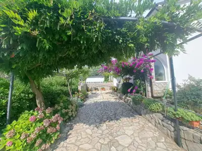 Apartman 69 m², Krk - mirna lokacija blizu mora - 4