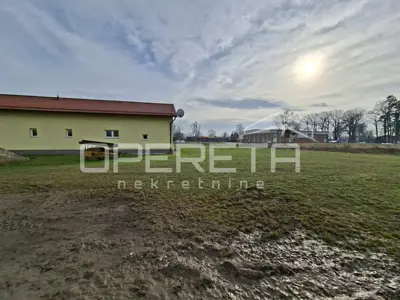 Grundstück 18.120 m², Vidovec - Investitionsstandort - 18