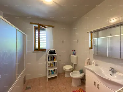 Prodajemo apartmansku kuću na mirnoj lokaciji u Medulinu! - 18