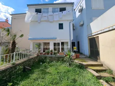 Haus 165 m², Omišalj - stari grad, gepflegtes Steinhaus - 2