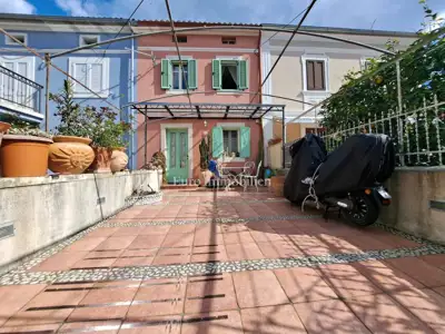 Kuća 165 m², Omišalj - stari grad, uređena kamena kuća