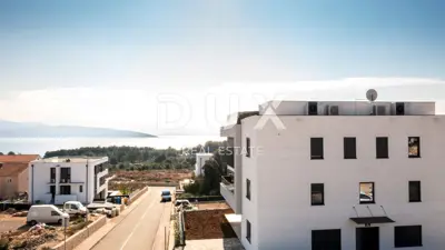 GRAD KRK, CENTAR - Dvoetažni penthouse s bazenom i panoramskim pogledo - 5