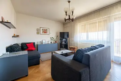 Ivanev Bistranski, obiteljska kuća 350 m², izgrađena 1974 - 5