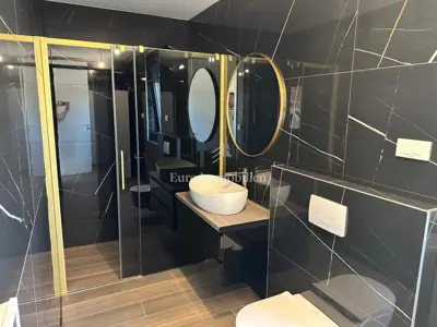 Wohnung zum Kauf in Krk, 167 m² - 21