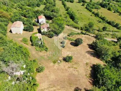 Imanje 2.776 m², Kršan - pogled na Učku i privatnost - 3