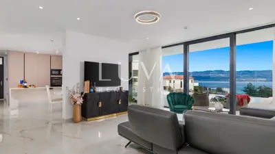 Villa 265 m², Vrbnik auf der Insel Krk - Panoramablick auf das Meer - 4