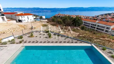 Villa 265 m², Vrbnik auf der Insel Krk - Panoramablick auf das Meer - 2