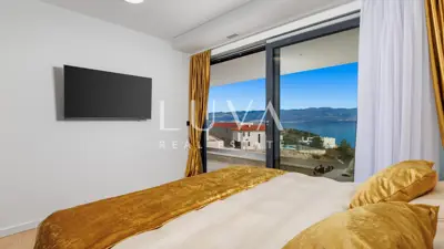 Villa 265 m², Vrbnik auf der Insel Krk - Panoramablick auf das Meer - 10
