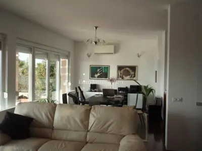 Vila 300 m², Sukošan - prvi red do mora i bazen - 10