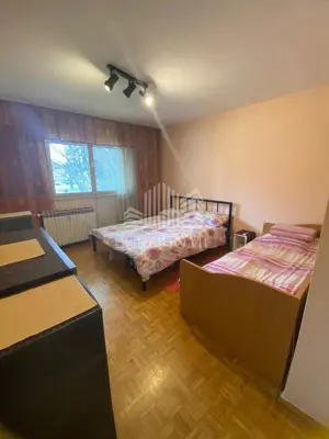 Stan, Južno naselje Samobor, balkon s pogledom na park - 9