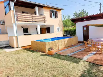 Kuća 170 m², Motovun - mirna lokacija i velika okućnica - 3