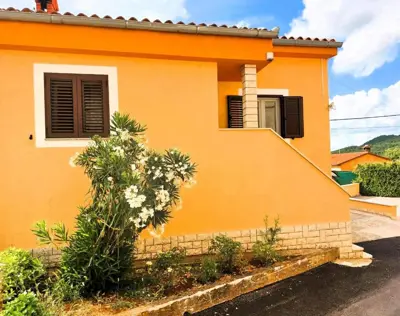 Kuća 170 m², Motovun - mirna lokacija i velika okućnica - 10