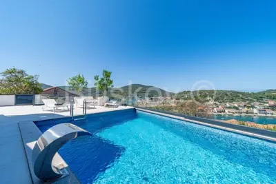 Korčula, prodaja, vila, bazen, 2 garaže, otvoren pogled - 5