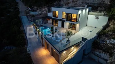 Korčula, prodaja, vila, bazen, 2 garaže, otvoren pogled - 2