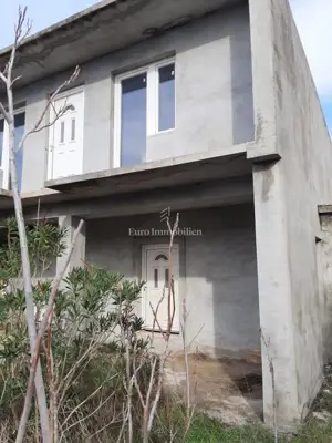 House 355 m², Povljana - center and garden 365 m² - 2