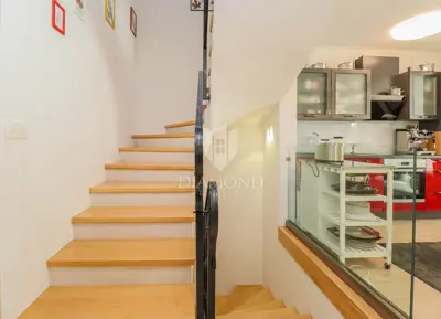 House 130 m², Novigrad surroundings - 3 bedrooms - 12