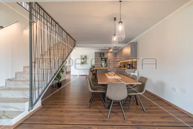 Istria, Svetvinčenat, modern villa with 5 bedrooms and heated pool - 6