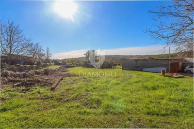 Haus 180 m², Pićan - Grundstück 1.280 m² - 3