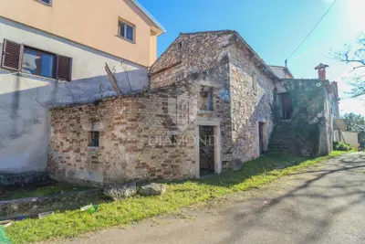 Haus 180 m², Pićan - Grundstück 1.280 m² - 4