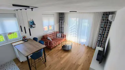 ZADAR, Prekrasan stan s krovnom terasom, dugorocan najam - 15