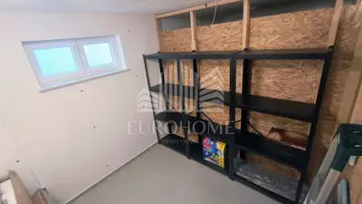 ZADAR, Prekrasan stan s krovnom terasom, dugorocan najam - 10