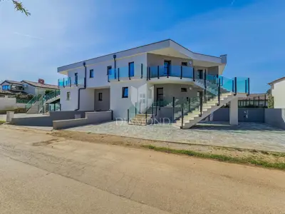 Apartment 68 m², Umag - 2 bedrooms, terrace