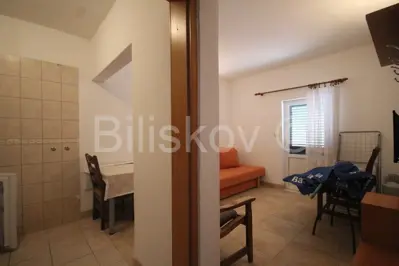 Podstrana 1 red uz more kuća sa više stambenih jedinica - 19