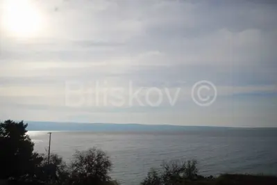 Podstrana 1 red uz more kuća sa više stambenih jedinica - 5