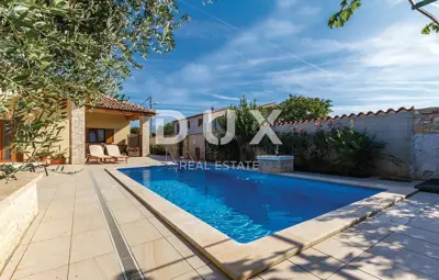 Kuća 108 m², Šišan - bazen i privatni vrt - 16