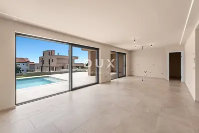 House for sale in Poreč, 251 m² - 15