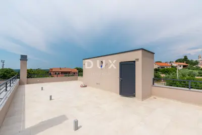 House for sale in Poreč, 251 m² - 12