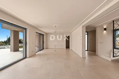 House for sale in Poreč, 251 m² - 16