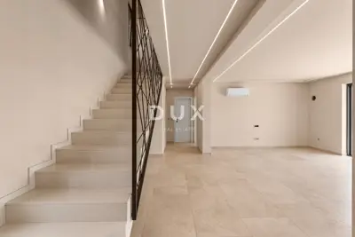 House for sale in Poreč, 251 m² - 18