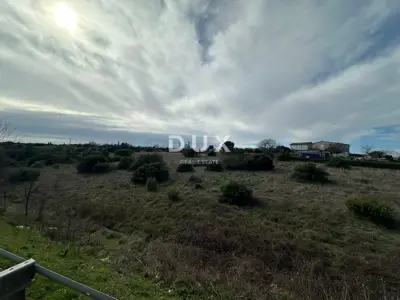 Agricultural land, Pula - Monteserpo, access road - 4