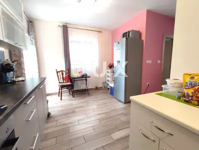 Apartment 127 m², Volme - duplex, private garden - 8