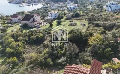 PRVIĆ Šepurine – Građevinsko zemljište 779 m² | Blizina mora | Pristup - 18