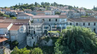 Stone houses, Žrnovo on Korčula - 210 m² and garden 180 m² - 6
