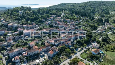 Stone houses, Žrnovo on Korčula - 210 m² and garden 180 m² - 9