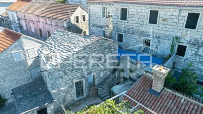 Stone houses, Žrnovo on Korčula - 210 m² and garden 180 m² - 4