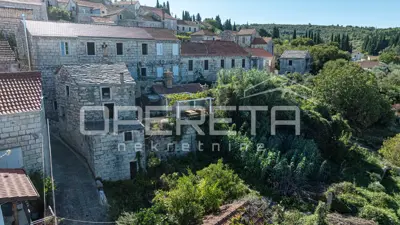 Stone houses, Žrnovo on Korčula - 210 m² and garden 180 m² - 5