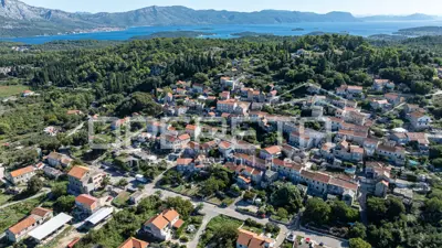 Stone houses, Žrnovo on Korčula - 210 m² and garden 180 m² - 8