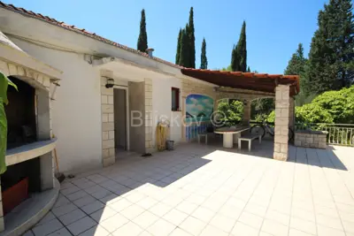 House 233 m², Vela Luka - first row by the sea, pool and boat mooring - 4