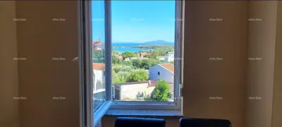 Ližnjan! Namješten stan! Pogled more! - 12